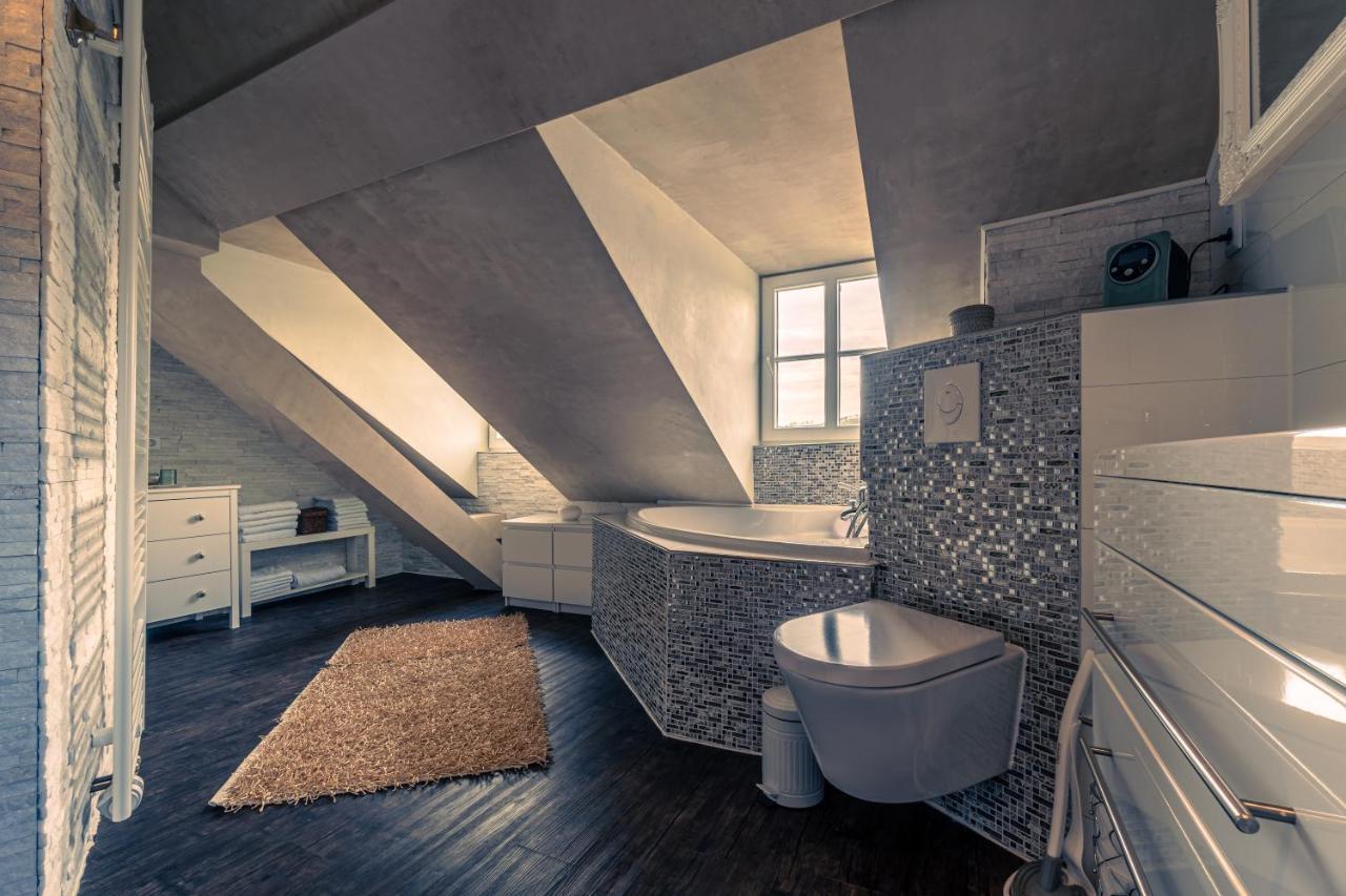 Апартаменты Oriental Cozy Loft - Orientalisches Gemuetliches Loft Weibern Экстерьер фото